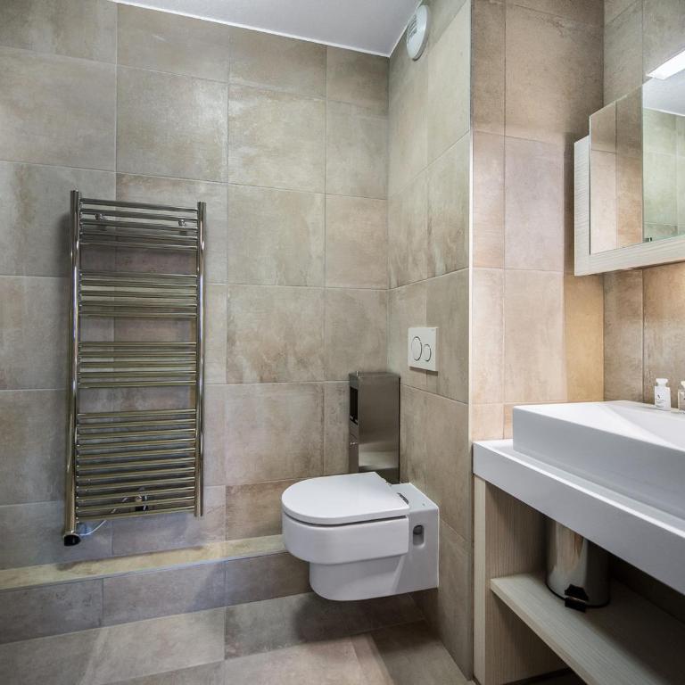 Appartement neuf centre Courchevel 6 pers., parking, accès piste - FR-1-562-33 - Apartment (6 Erwachsene) - 4