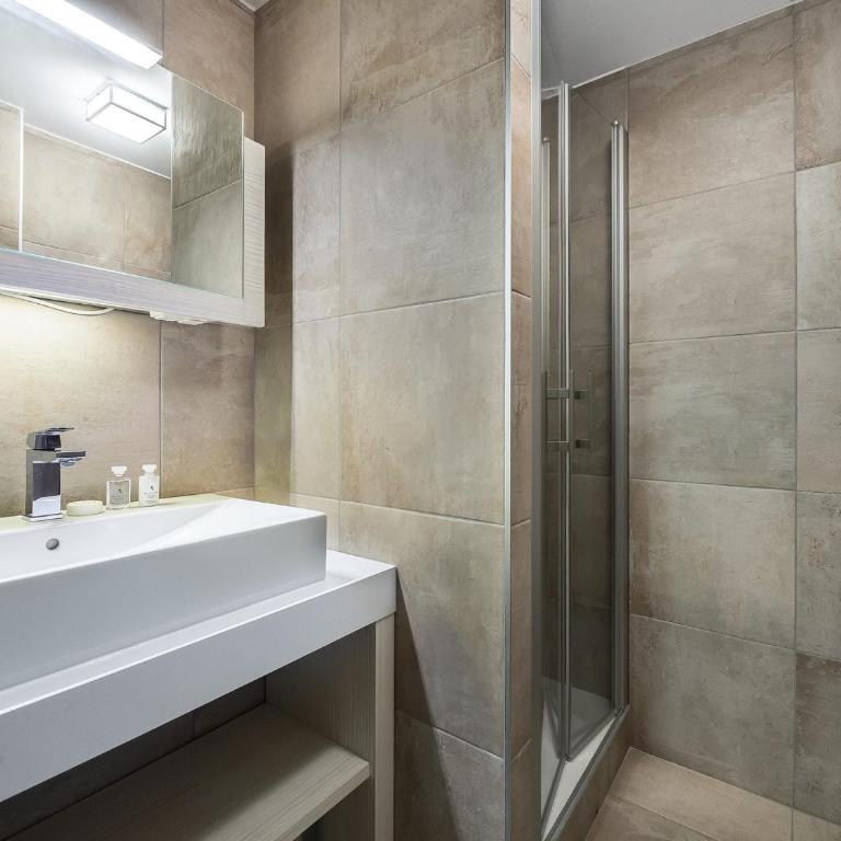 Appartement neuf centre Courchevel 6 pers., parking, accès piste - FR-1-562-33 - Apartment (6 Erwachsene) - 6