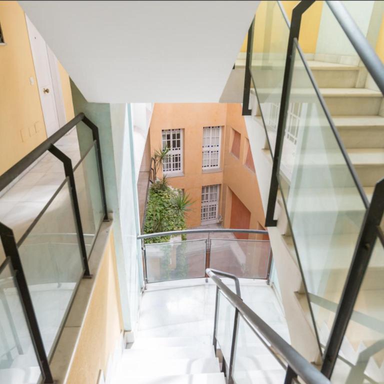 Merced10 Duplex 3H - Apartment with Shower - 18