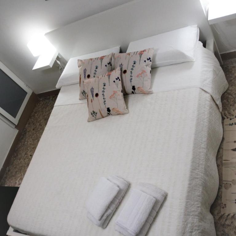 Enry's House - Appartamento con 2 Camere da Letto - 13