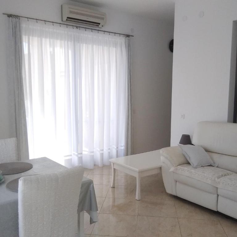 LUČICE - 2026 - PETROVAC, Prijevorac, BB - Apartment - OXANA - Stan 1 - Two-Bedroom Apartment - 14