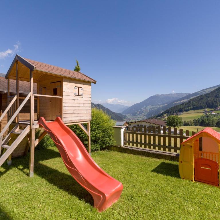 Ferienwohnungen Rieser - Apartment mit 3 Schlafzimmern und Garten - 1