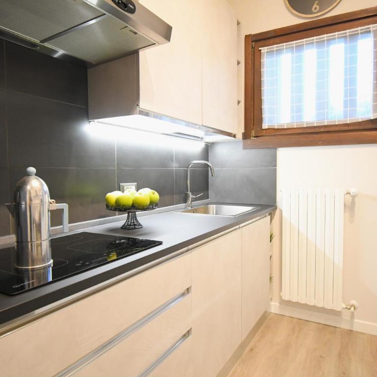 Rosaria's Home - Appartamento con 2 Camere da Letto - 11