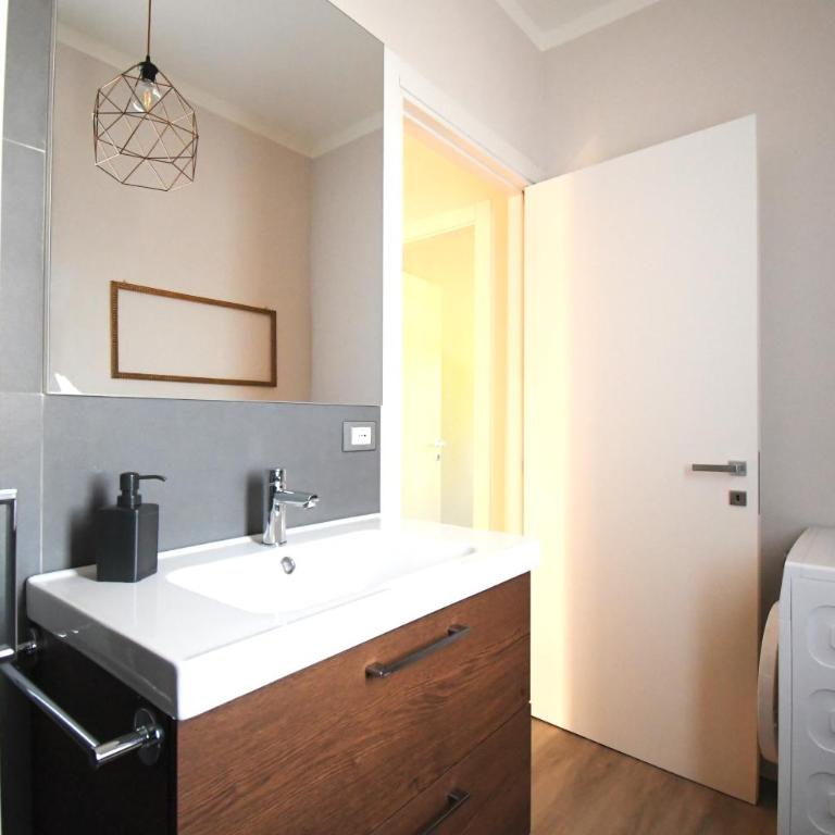 Rosaria's Home - Appartamento con 2 Camere da Letto - 28