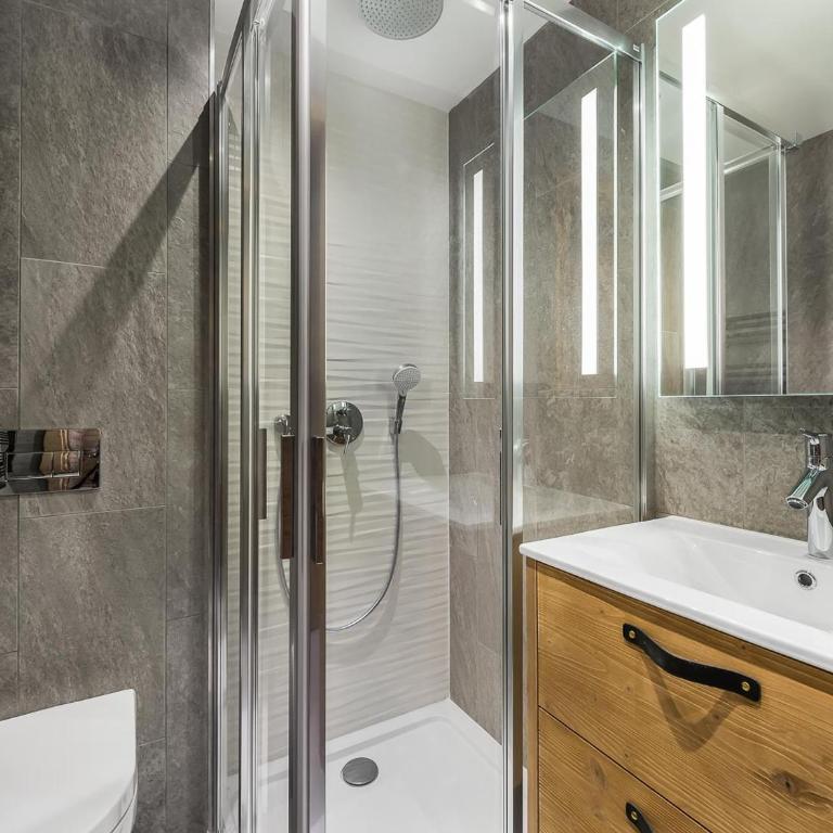 Appartement spacieux, cosy avec cheminée, proche pistes et école de ski, idéal pour familles - FR-1-567-12 - Appartement (10 Adultes) - 6