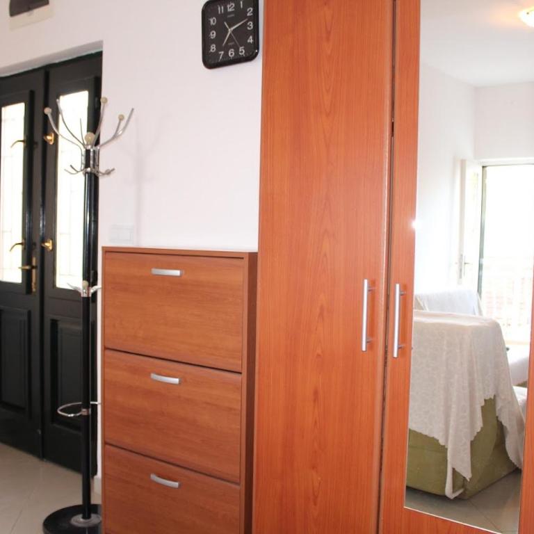 Apartments Iris - Two-Bedroom Apartment - 15