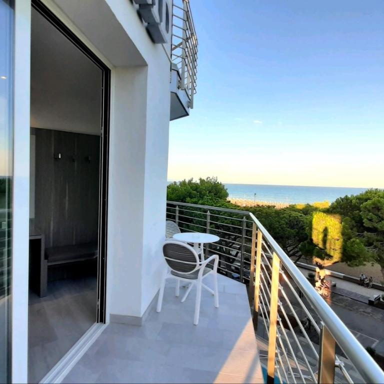 Grand Hotel Playa - Camera King - 2