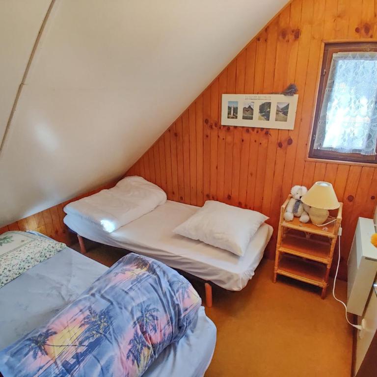Chalet à Barcelonnette près du golf, 3 chambres, jusqu'à 8 personnes - Chalet mit 3 Schlafzimmern - 5