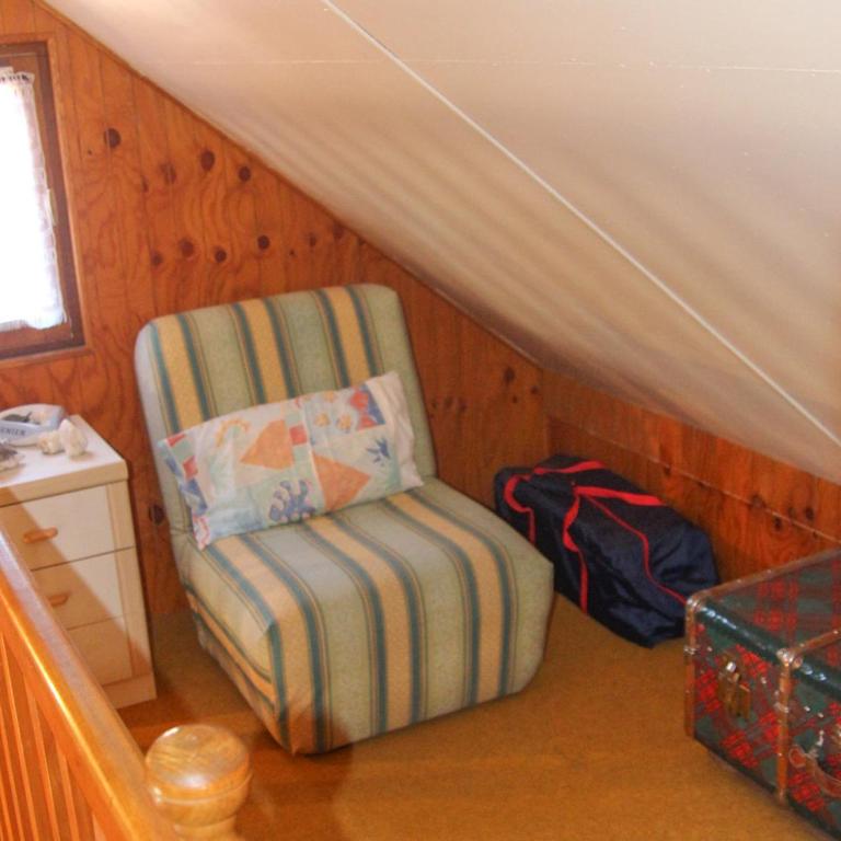 Chalet à Barcelonnette près du golf, 3 chambres, jusqu'à 8 personnes - Chalet mit 3 Schlafzimmern - 6