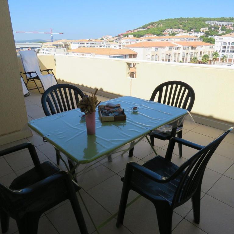 Appartement T2 avec terrasse, vue Marina, parking privé - FR-1-472-136 - Appartement (4 Adultes) - 3