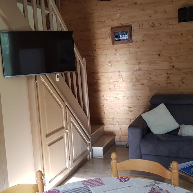Charmant chalet rénové avec jardin à Barcelonnette - Three-Bedroom Chalet - 3
