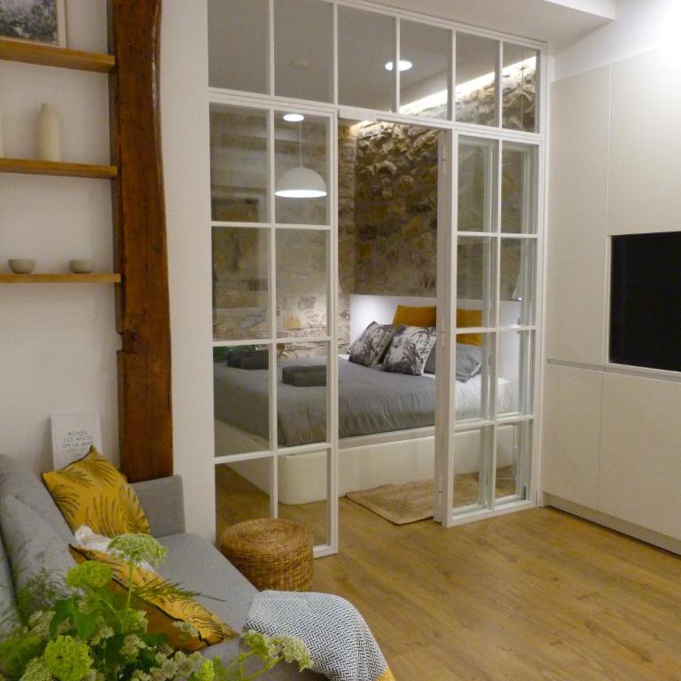 Chic Gran Vía, nuevo apartamento de diseño en Gros by ChicDonosti - Apartamento de 1 dormitorio - 2