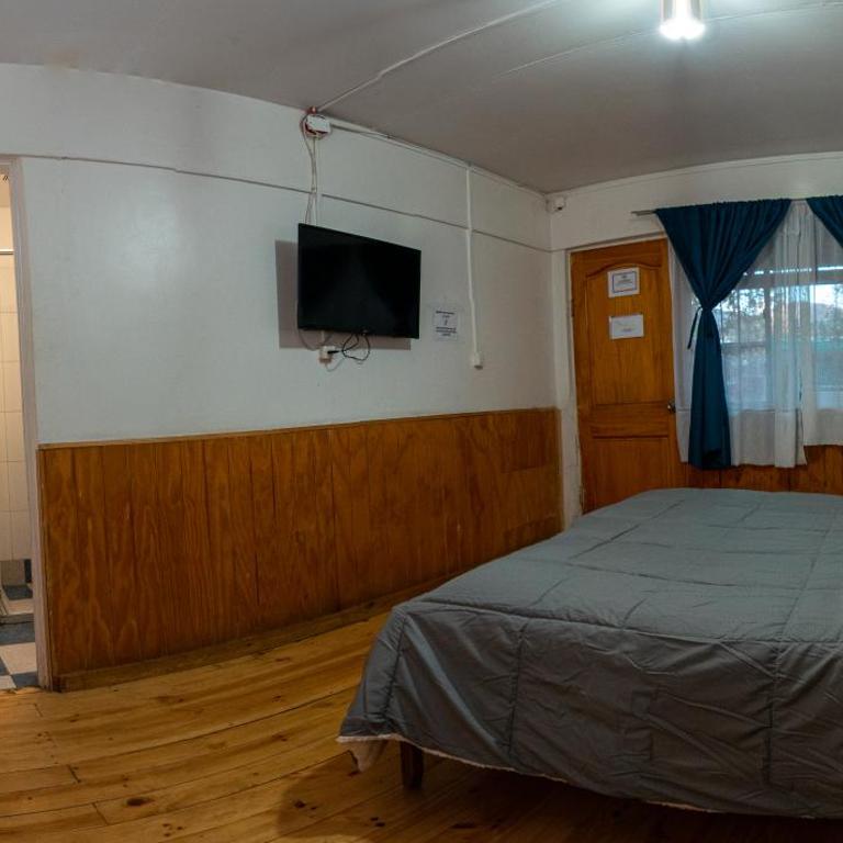 Hostal Michel - Single Room with Private Bathroom - 7