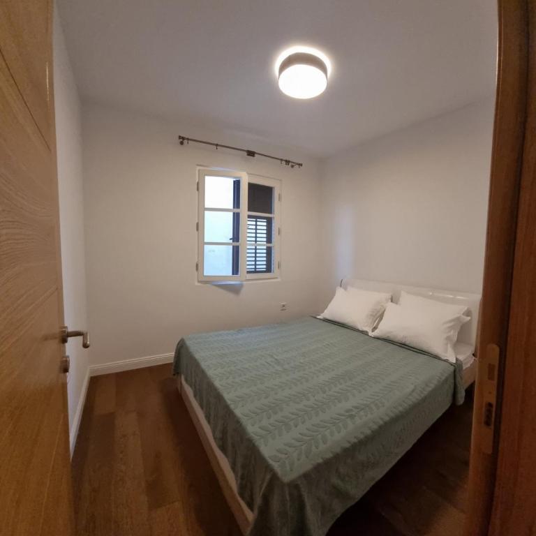 Old town Apartments - One-Bedroom Apartment - 4