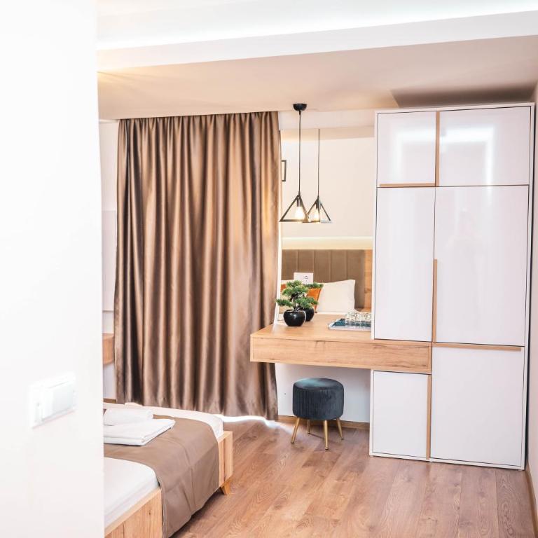 Apartments Cungu - Trokrevetna Soba sa Balkonom i Pogledom na More - 16