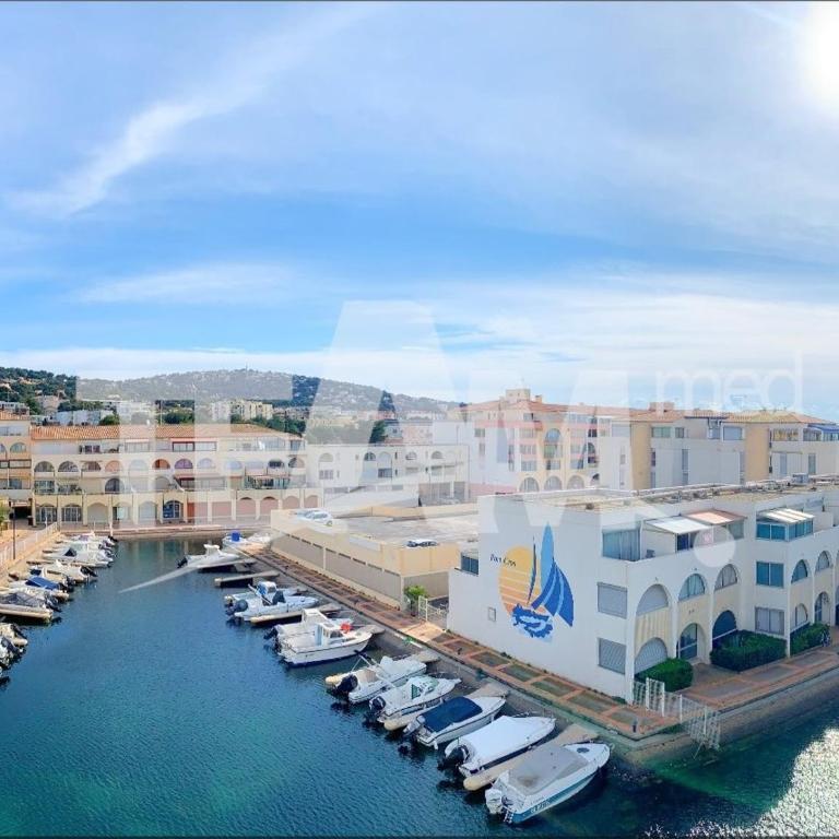 2 pièces mezzanine, parking privé, animaux admis - FR-1-338-475 - Apartment - 4