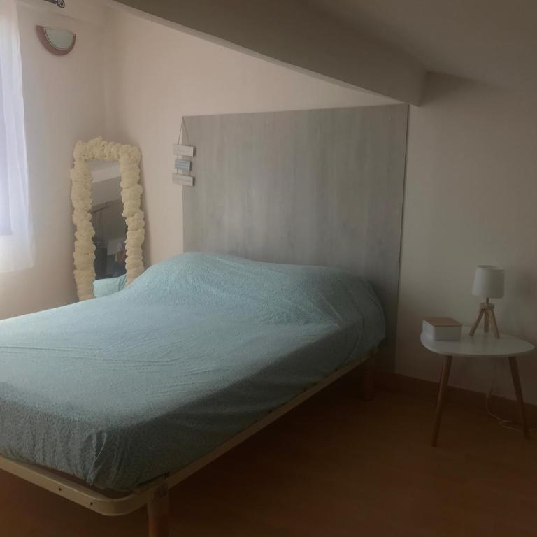 Charmant 3 pièces 3 eme etage - Appartement 2 Chambres - 16