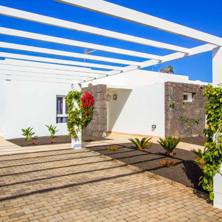 Villa Balandra - Three-Bedroom Villa - 17