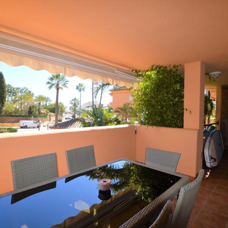 Marbella - Playa Alicate 2br holiday apartment - Two-Bedroom Apartment - 16