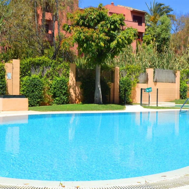 Marbella - Playa Alicate 2br holiday apartment - Two-Bedroom Apartment - 12