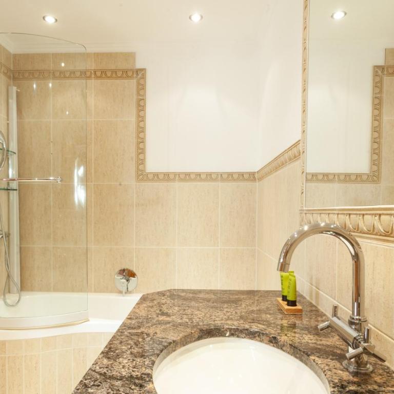 Hotel Stern - Superior Suite - 8