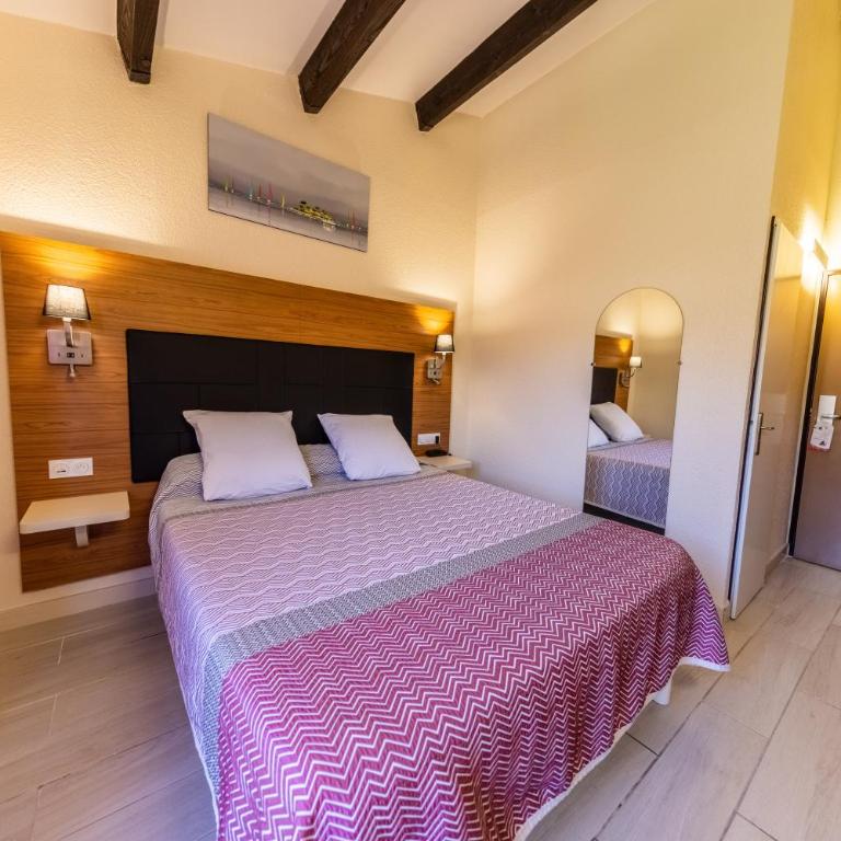 Brit Hotel Confort Hélios Agde - Chambre Double - Piscine Chauffée et Parking Gratuit - 8