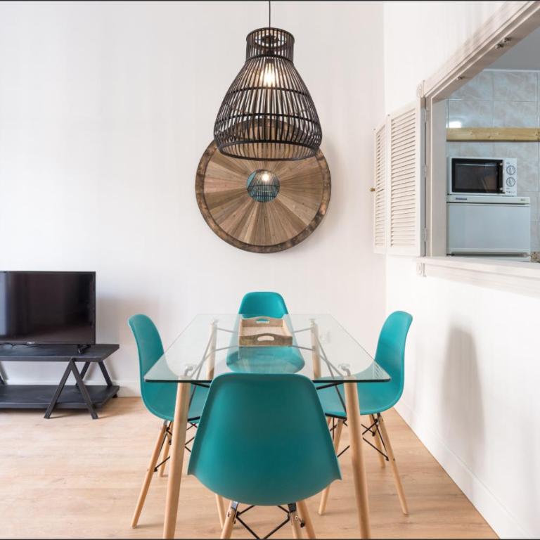 Merced10 2B - One-Bedroom Apartment - 10