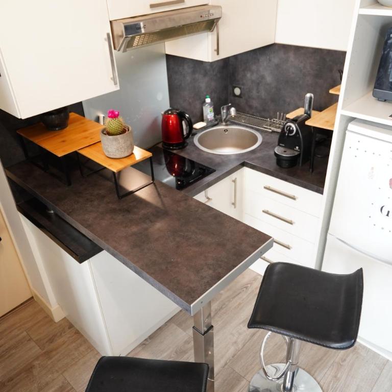 Charmant studio au calme et bien desservi - Apartamento de 1 dormitorio - 5