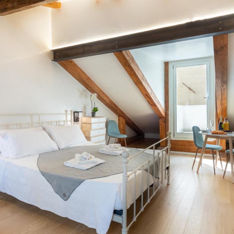 Palazzina Schiavoni by Sarlux - Apartment with Balcony - 1