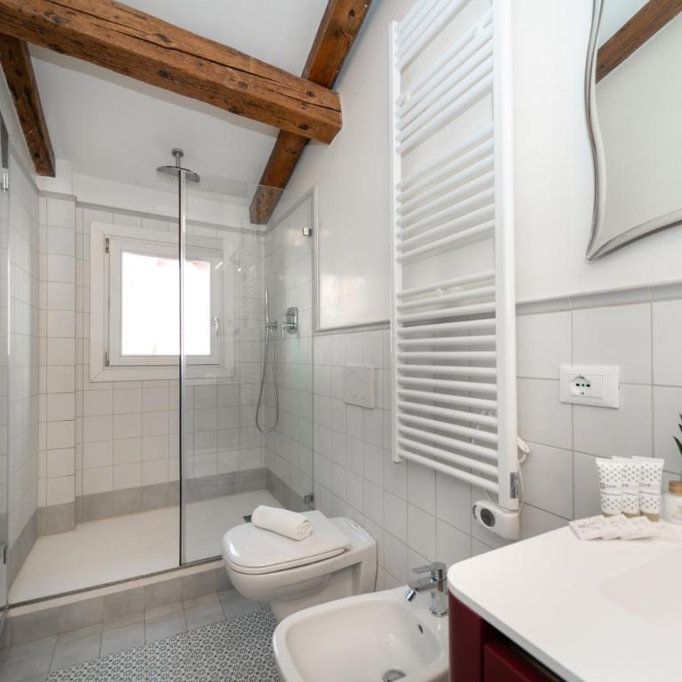 Palazzina Schiavoni by Sarlux - Apartment with Balcony - 17
