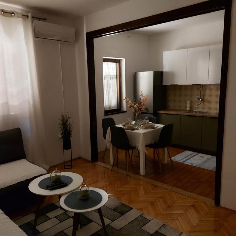 Apartman Luka&Petar - Apartman sa 1 Spavaćom Sobom - 9
