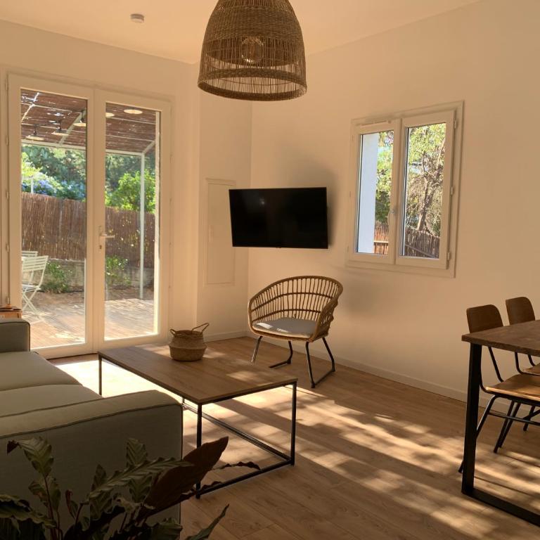 Le Rossignol 3, Aiguebelle plage, Le Lavandou - One-Bedroom Apartment - 17