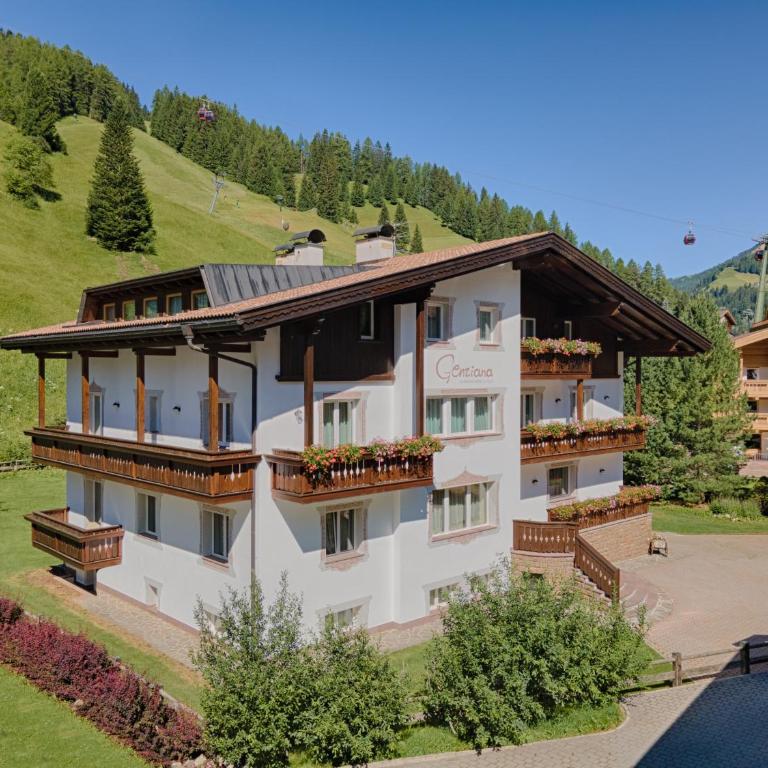 Villa Genziana & Hotel - Appartamento con 2 Camere da Letto - 1