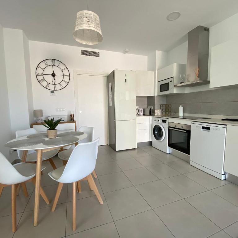 Calpe Beach II - sea & pool view apartment - Apartment with Sea View - 16