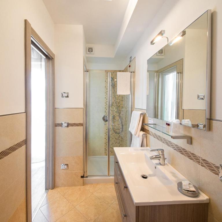 APPARTAMENTO K - Two-Bedroom Apartment - 29