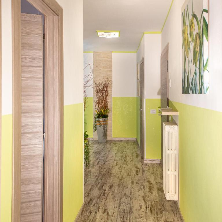 APPARTAMENTO K - Two-Bedroom Apartment - 27
