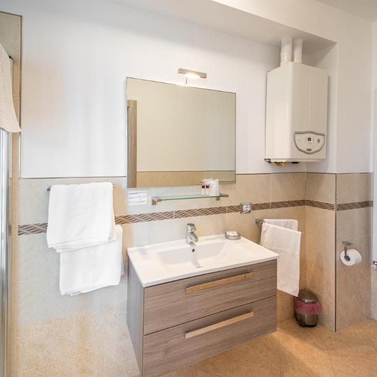 APPARTAMENTO K - Two-Bedroom Apartment - 28