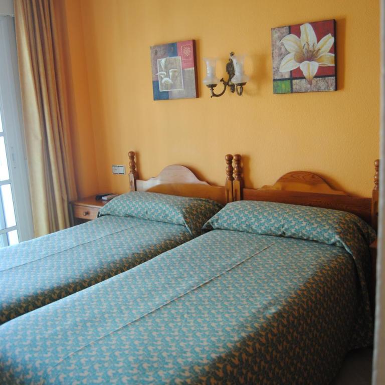 Hostal Italia - Habitación Doble - 1 o 2 camas - 11