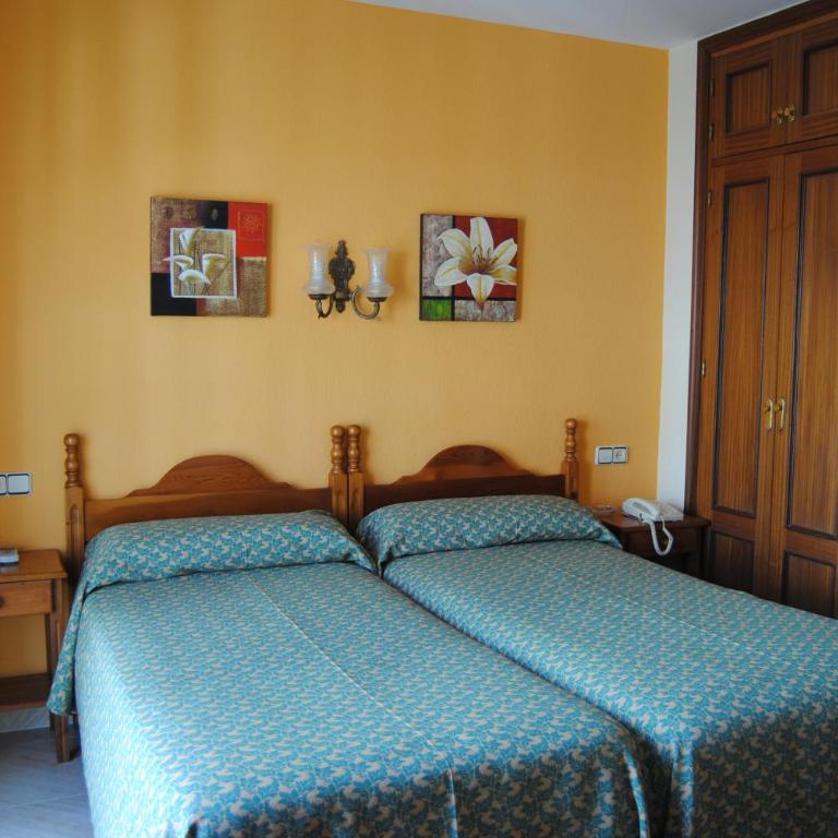 Hostal Italia - Habitación Doble - 1 o 2 camas - 4