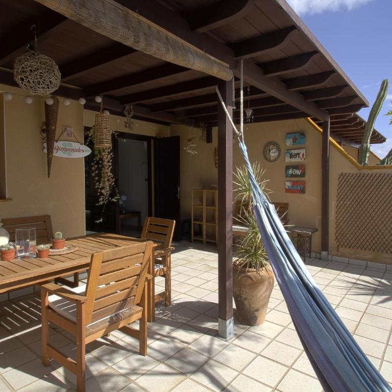 BEACH FRONT GRANILLO - ocean view, garden, bright and comfortable, Wi-Fi - Apartamento - 2