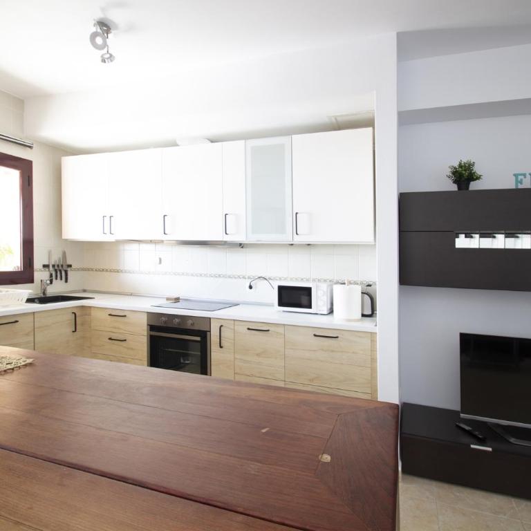 BEACH FRONT GRANILLO - ocean view, garden, bright and comfortable, Wi-Fi - Apartamento - 7
