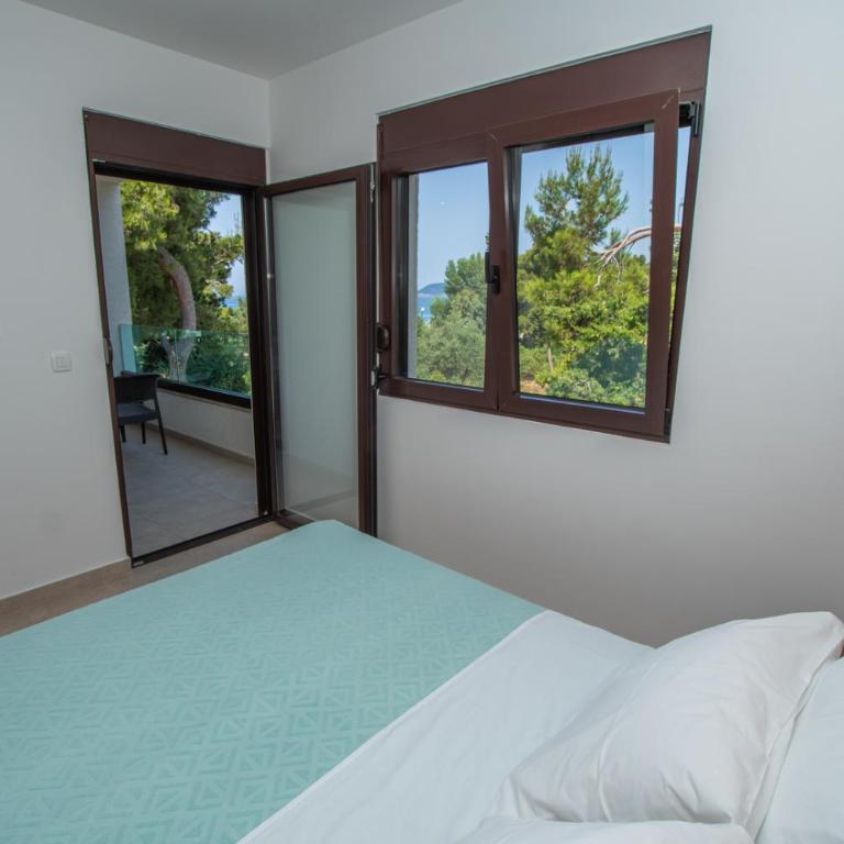 Zia Apartments - One-Bedroom Apartment - 17