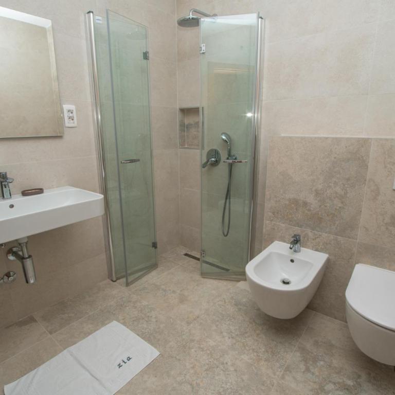 Zia Apartments - One-Bedroom Apartment - 5