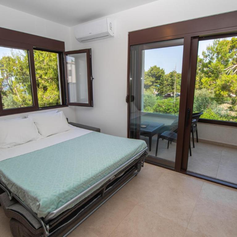 Zia Apartments - One-Bedroom Apartment - 33