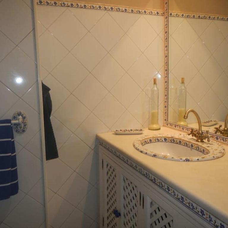 Penthouse!!! Center of Seville!!! 2 BR + 2 bath!!! - Two-Bedroom Apartment - 32