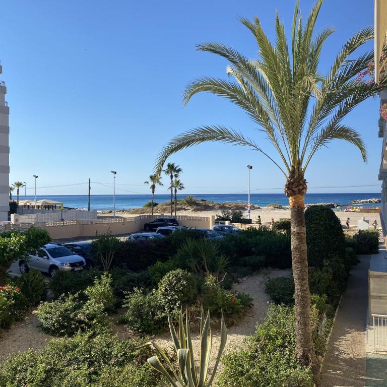 Apartamento en primera linea en Calpe - Apartamento de 3 dormitorios - 2