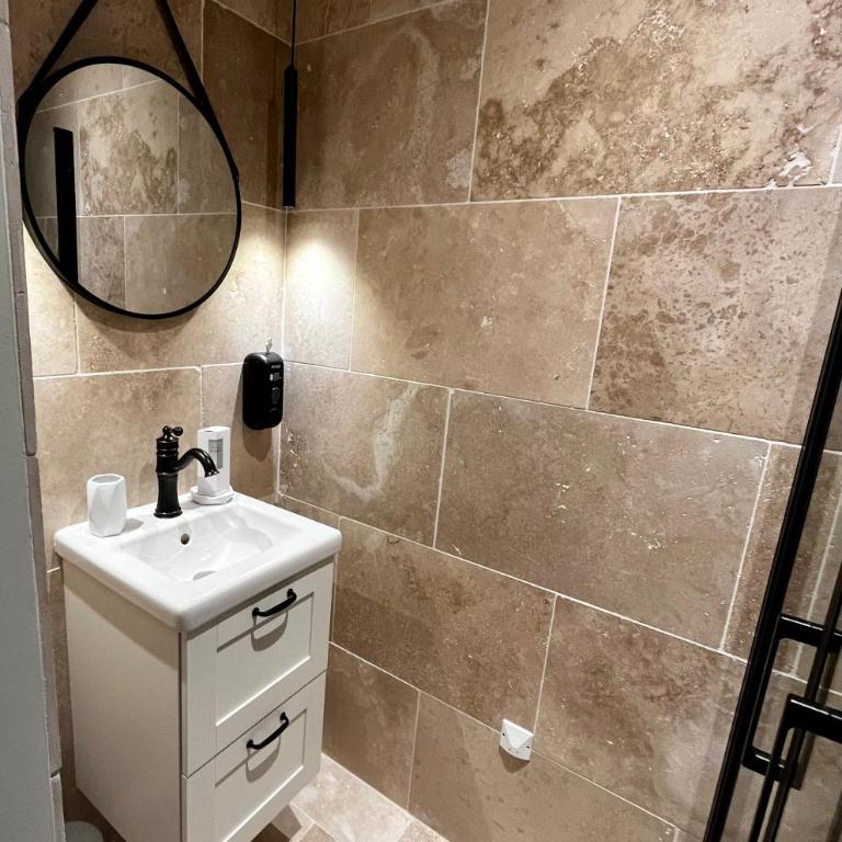 Le Donjon de Lily - Cœur de La Cité Médiévale - Apartment mit 2 Schlafzimmern - 17