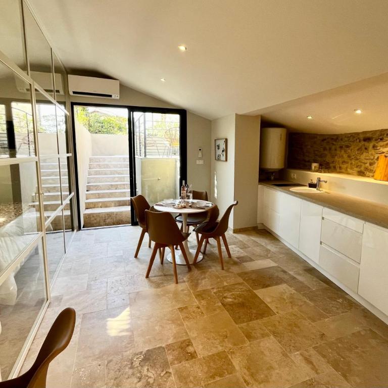 Le Donjon de Lily - Cœur de La Cité Médiévale - Apartment mit 1 Schlafzimmer - 2