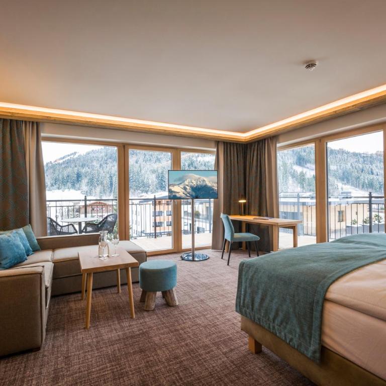Hotel Zentral ****superior - Junior Suite „Gaisberg“ - 2
