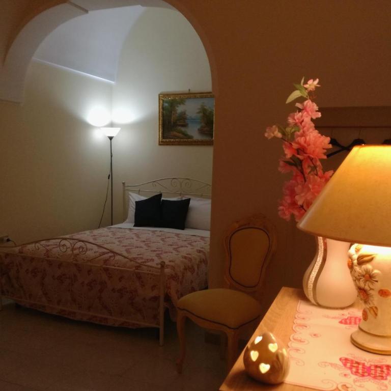 L 'Alcova Holidays Home CENTRO STORICO - Casa con 2 Camere da Letto - 1